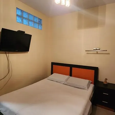 Διαμέρισμα Orange *