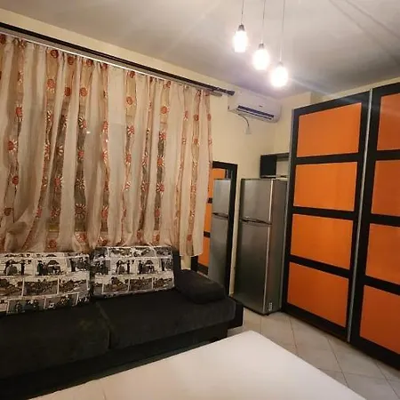 Orange *